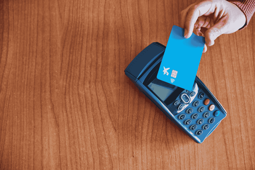 The Differences Between Credit and Debit Cards Explained